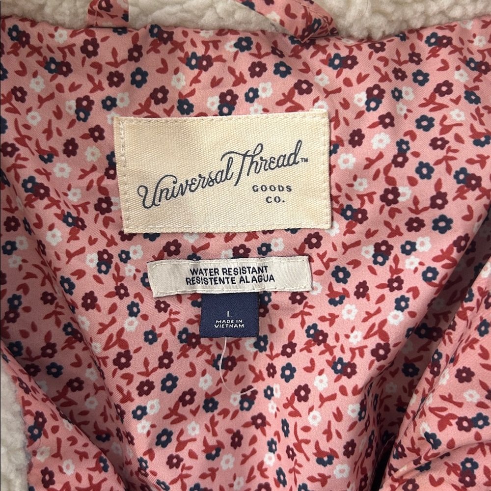 Universal Thread Multicolor Puffer Jacket - Picture 2 of 3
